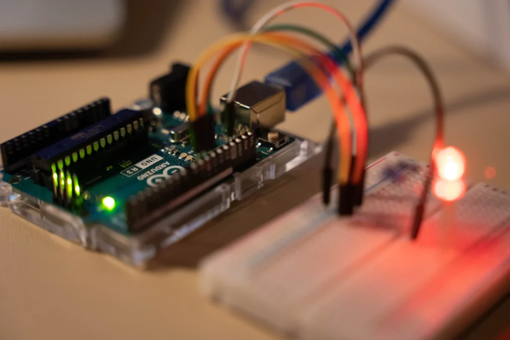 Antennino: Arduino Wireless IoT Board Explained
