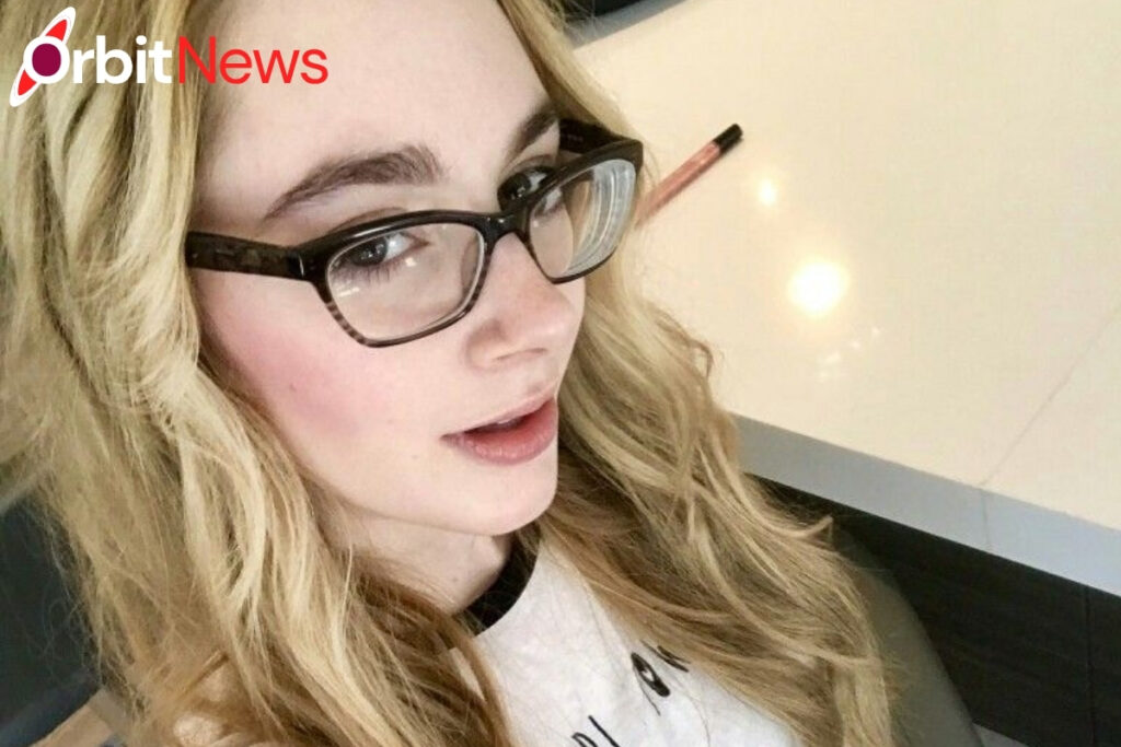 How Old Is Ivy Jones From TikTok? Age, Birthday & Biography